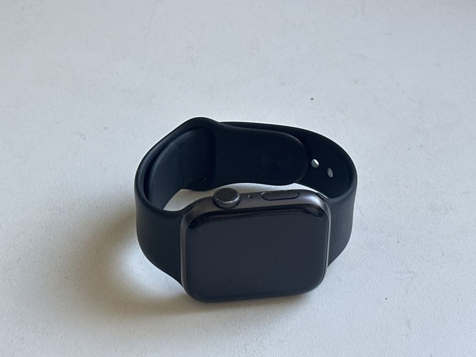 Apple Watch 5 44mm GPS - TAKUU 12kk musta