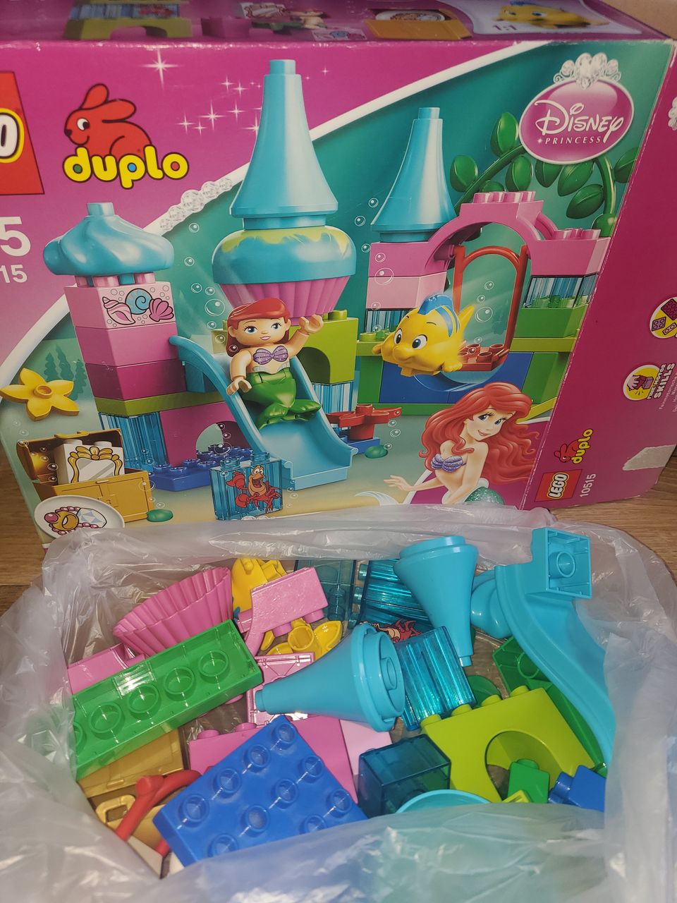 Lego Duplo Arielin vedenalainen linna