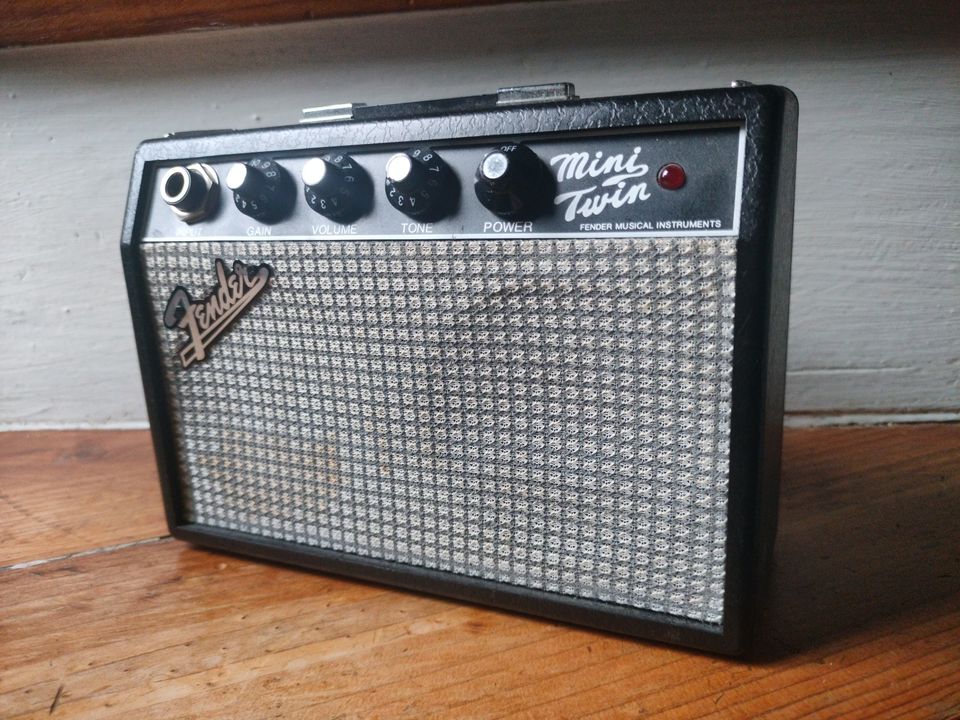 Fender Mini Twin kitaravahvistin