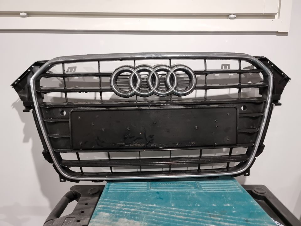 Audi A4 b8.5 maski