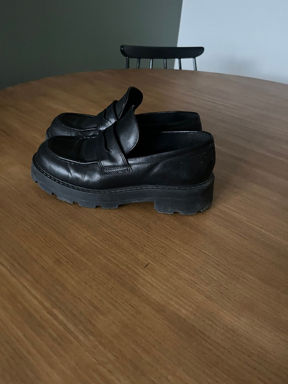 Hyväkuntoiset Vagabond loaferit