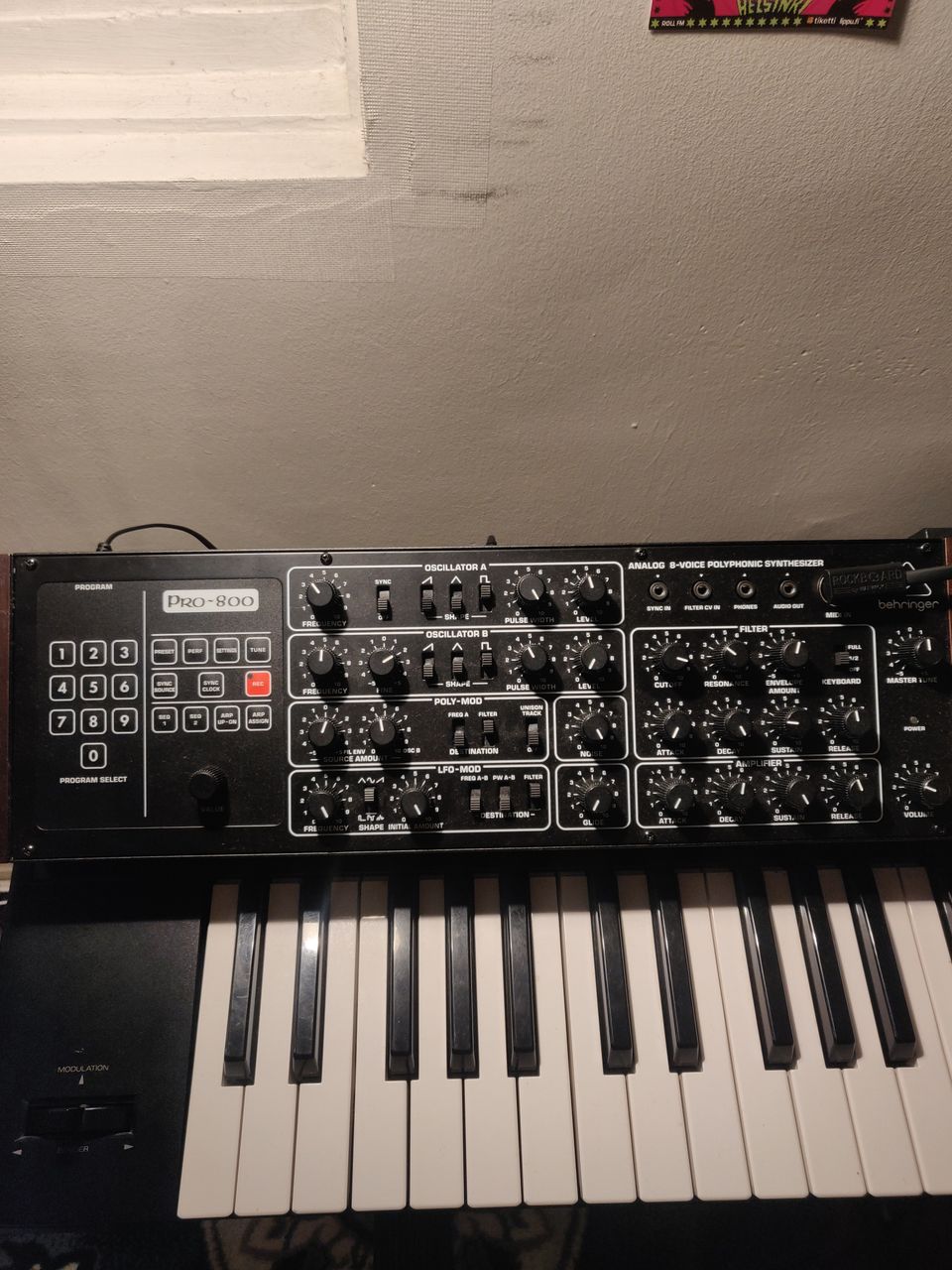 Behringer Pro-800