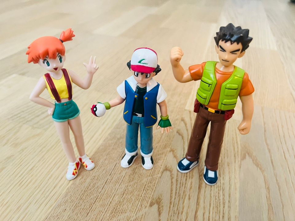 Pokemon Tomy figuurit