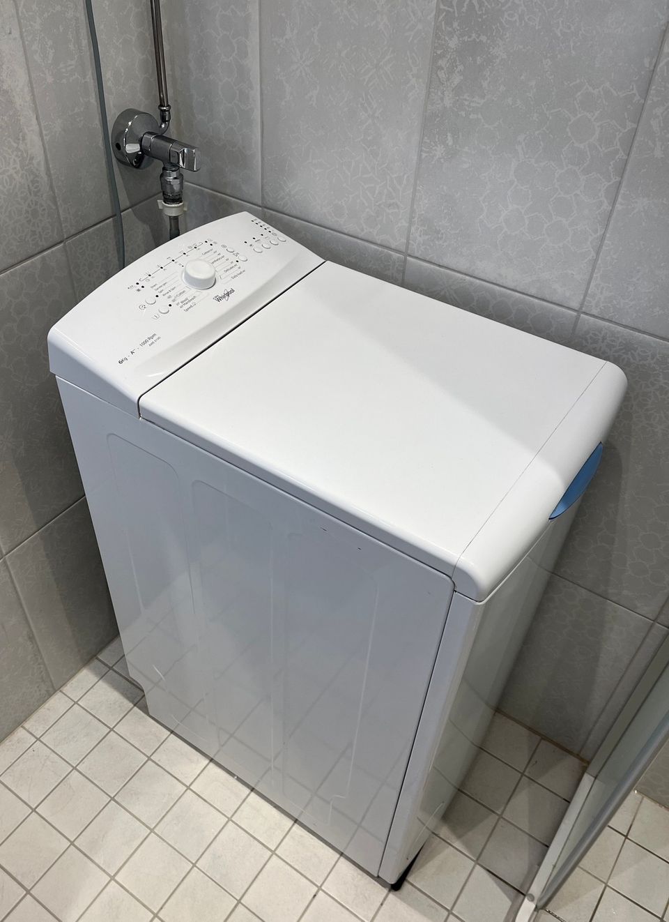 Myydään Whirlpool pesukone