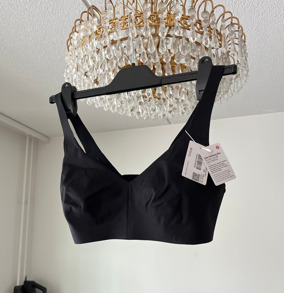 Lululemon Like Nothing Bra rintaliivit uudet 80B