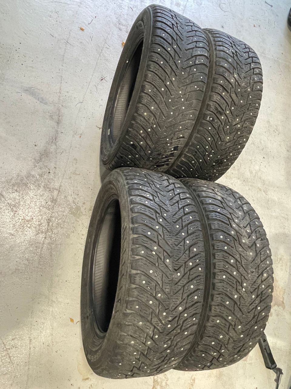 4kpl Nokian 205/55-16 Nastarenkaat