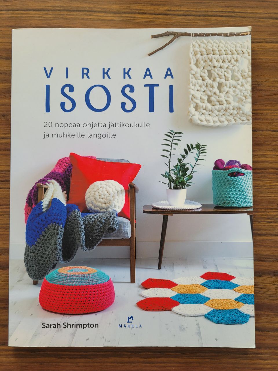 Virkkaa isosti -kirja