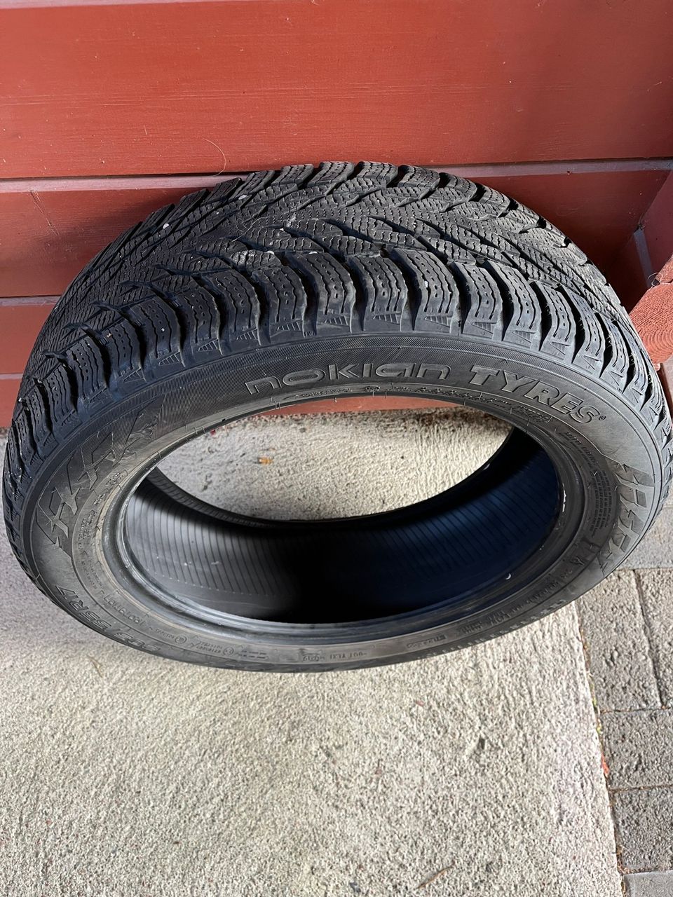 Nokian Hakkapeliitta 205/55R17 kitkarengas