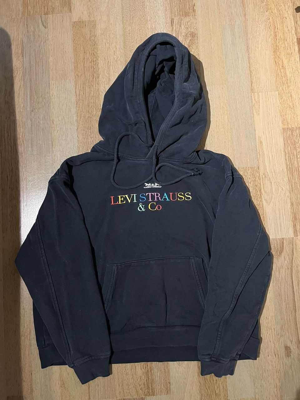 Levi’s huppari (oversized s)