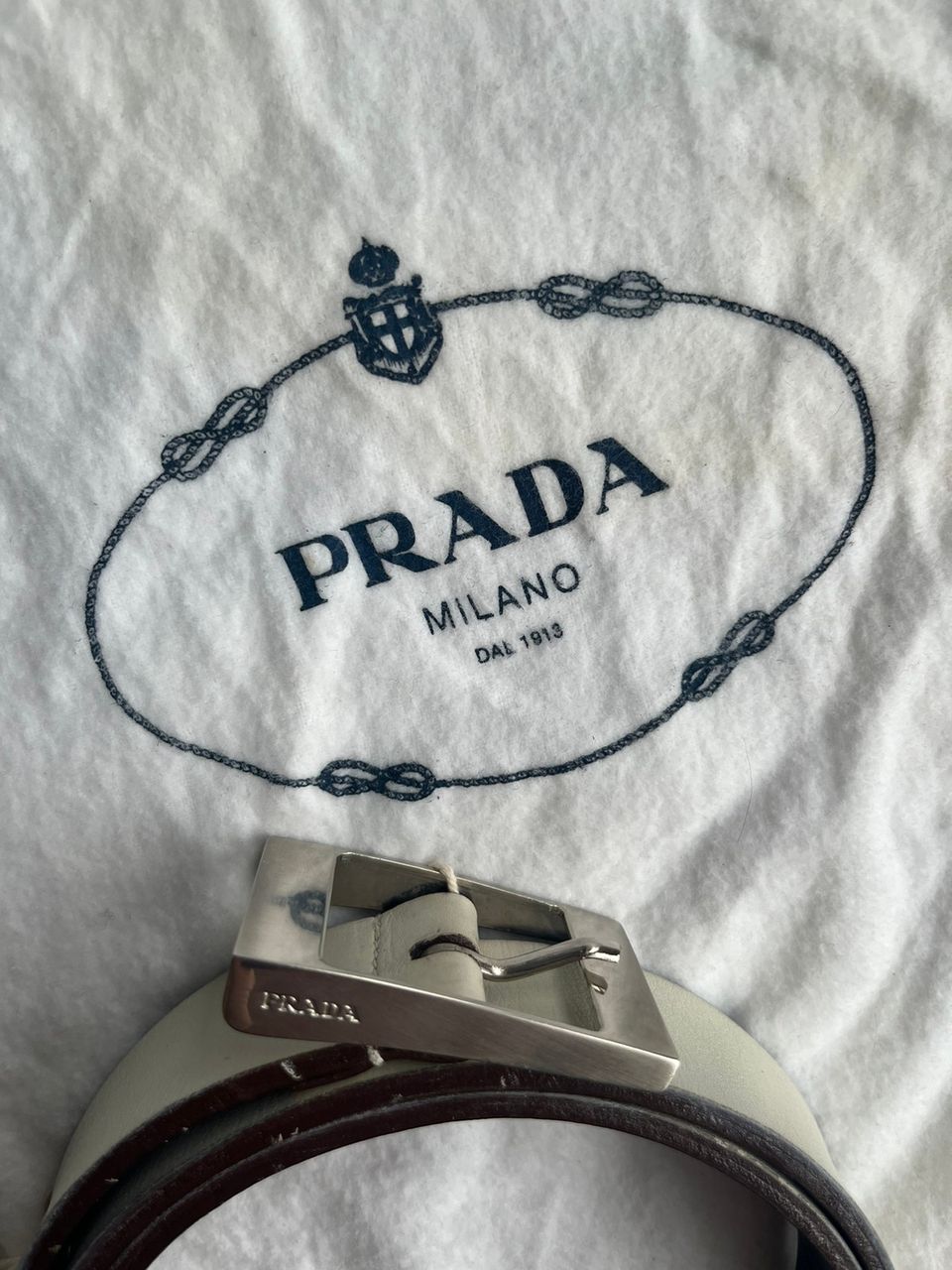 Prada vyö