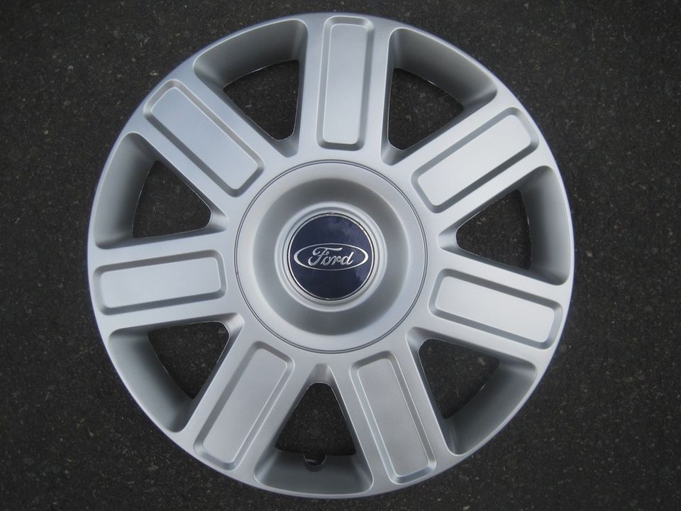 Ford alkuperäiset pölykapselit 16" 4kpl