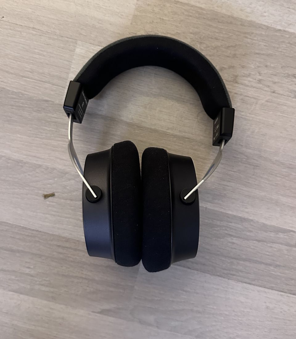 Hifi- kuulokkeet Beyerdynamic Amiron Home