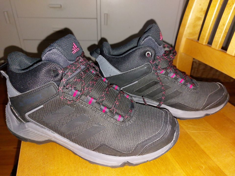 Adidas Terrex goretex kengät 39