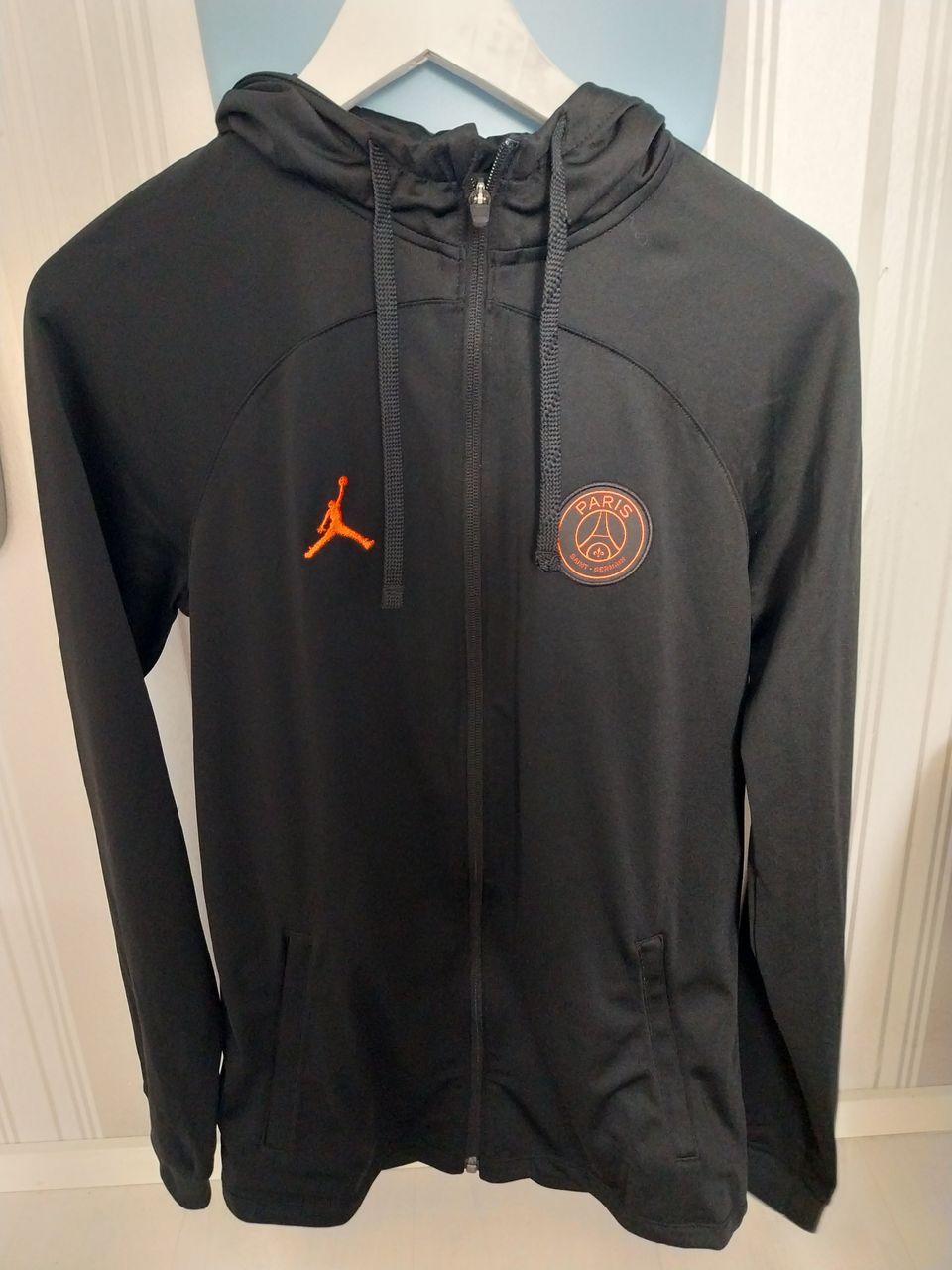 Jordan slim fit track suit