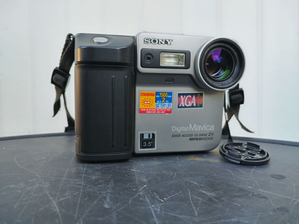 Sony Mavica MVC-FD81