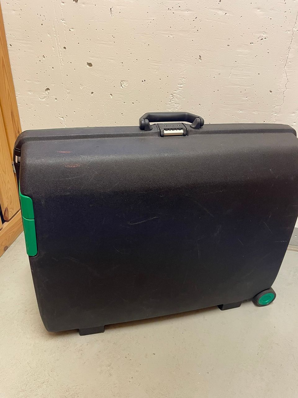 Samsonite matkalaukku