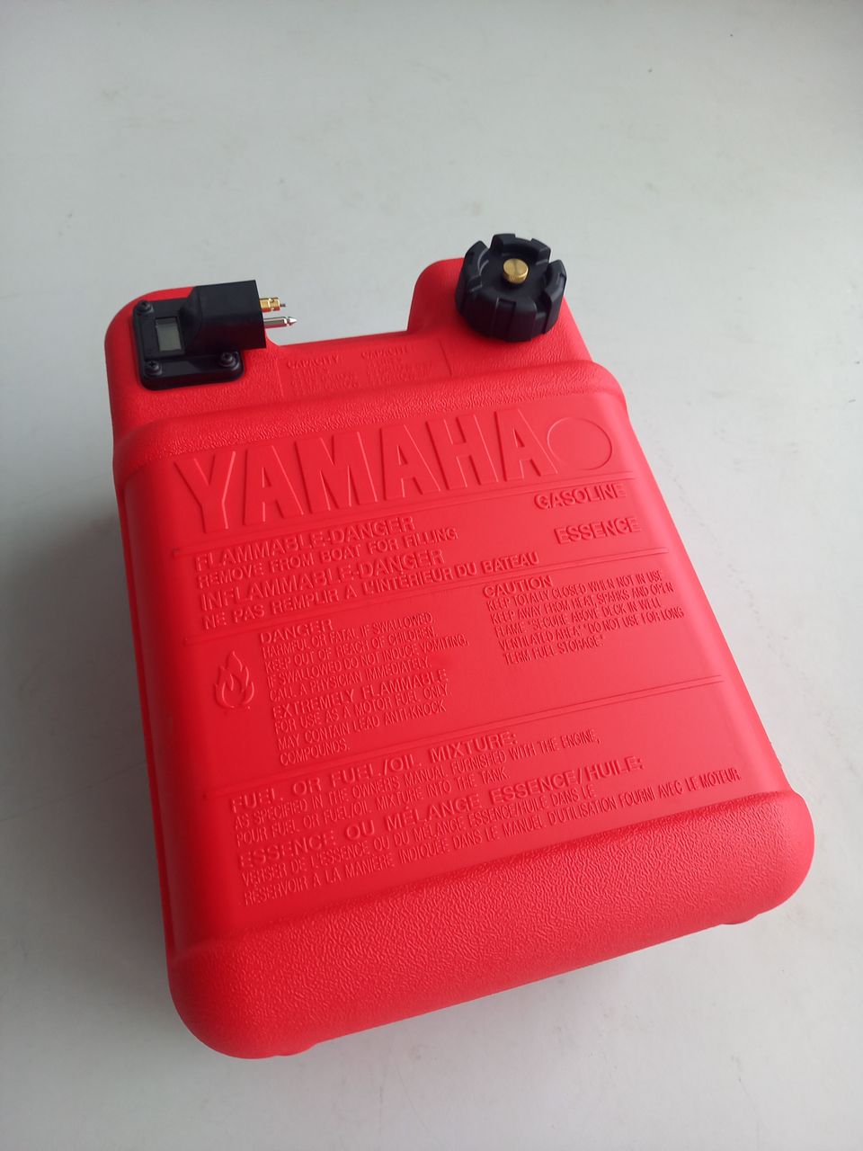 Uusi Yamaha 24l tankki