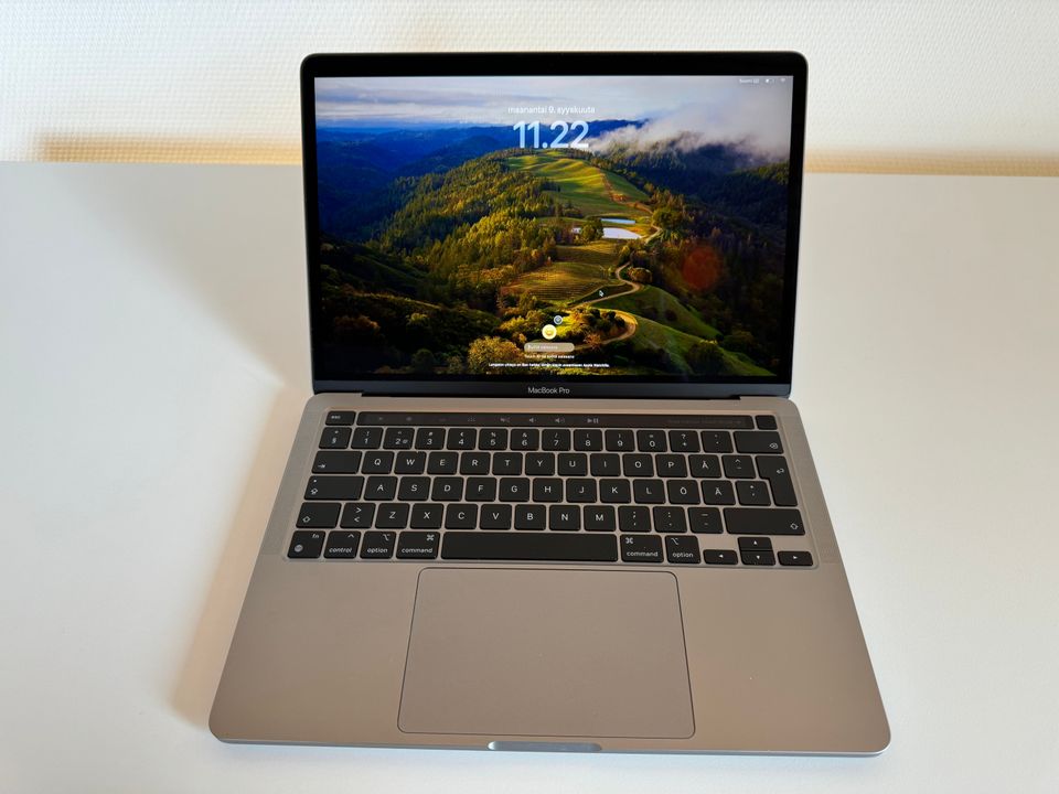 Apple Macbook Pro 13" (2020)