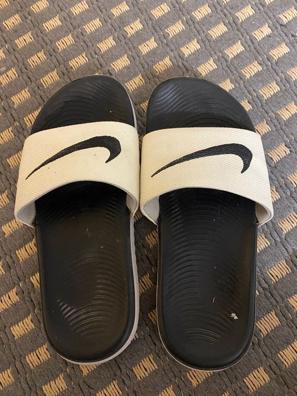 Nike sandaalit