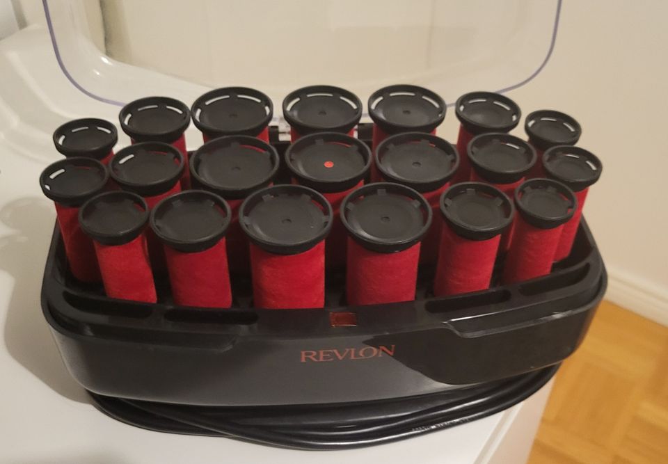 Revlon lämpörullat ja muoviklipsit