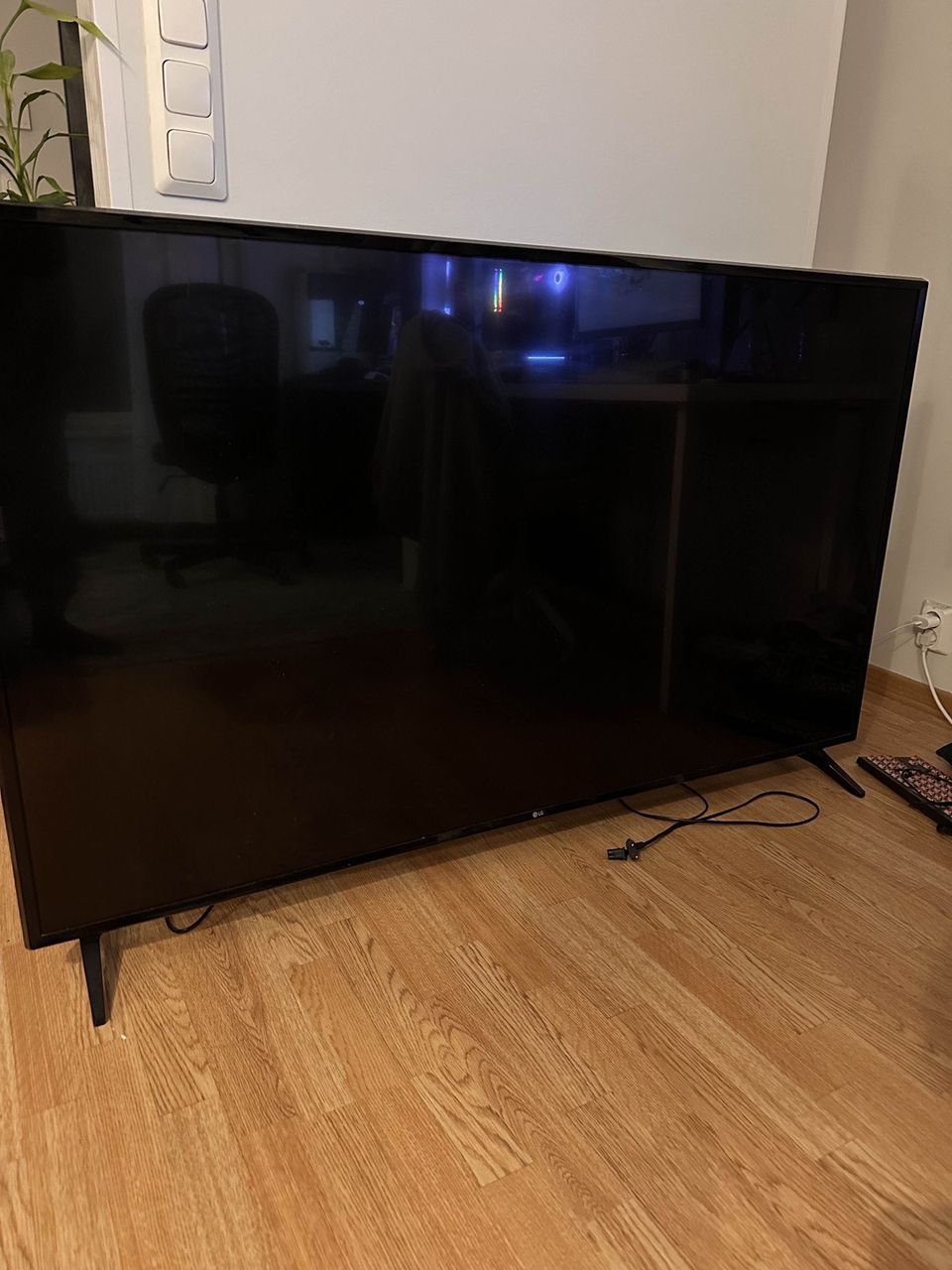 LG 65UK6100PLB