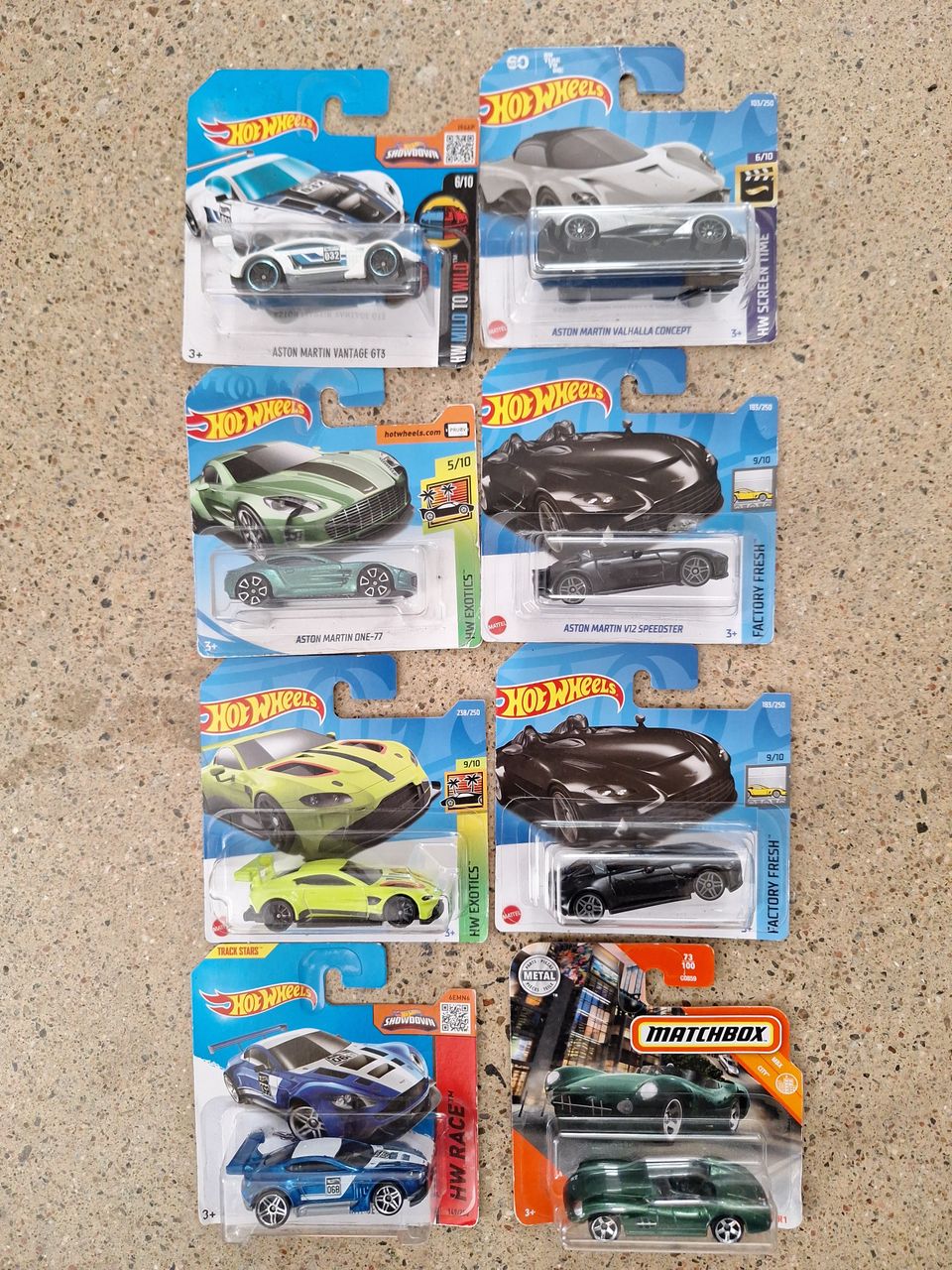 9x Aston Martin, Hot Wheels / Matchbox