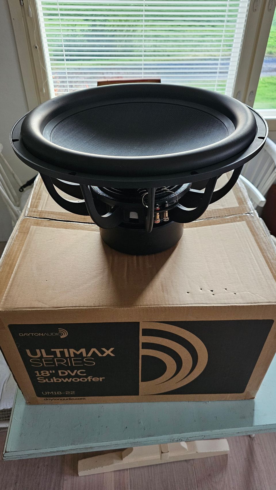 Dayton Audio UM18-22 Ultimax 18" subwoofer