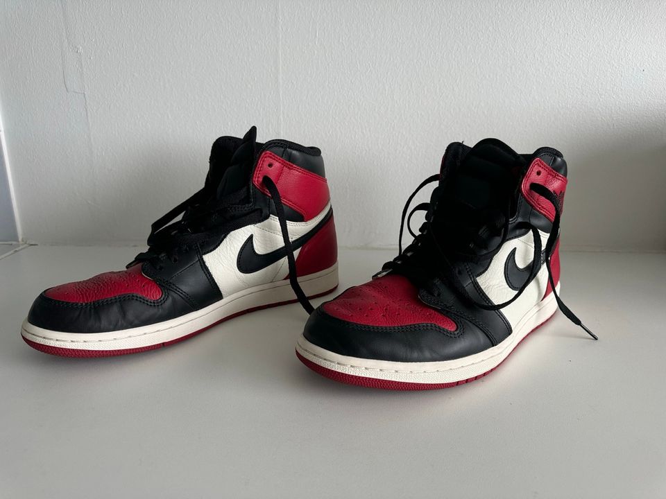 Jordan 1 Bred toe US11 EU45