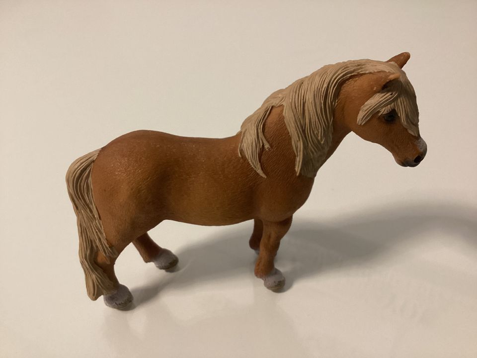 Schleich Dartmoorin poni 13692