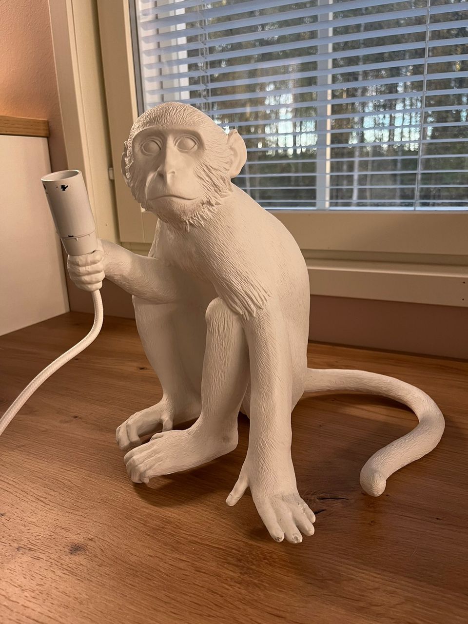 Seletti Monkey apina valaisin