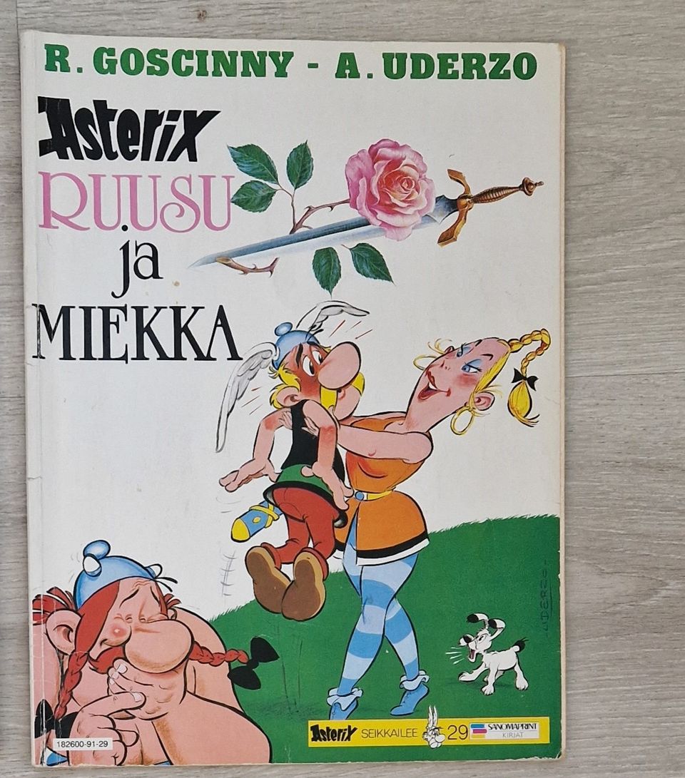 Asterix Ruusu ja Miekka