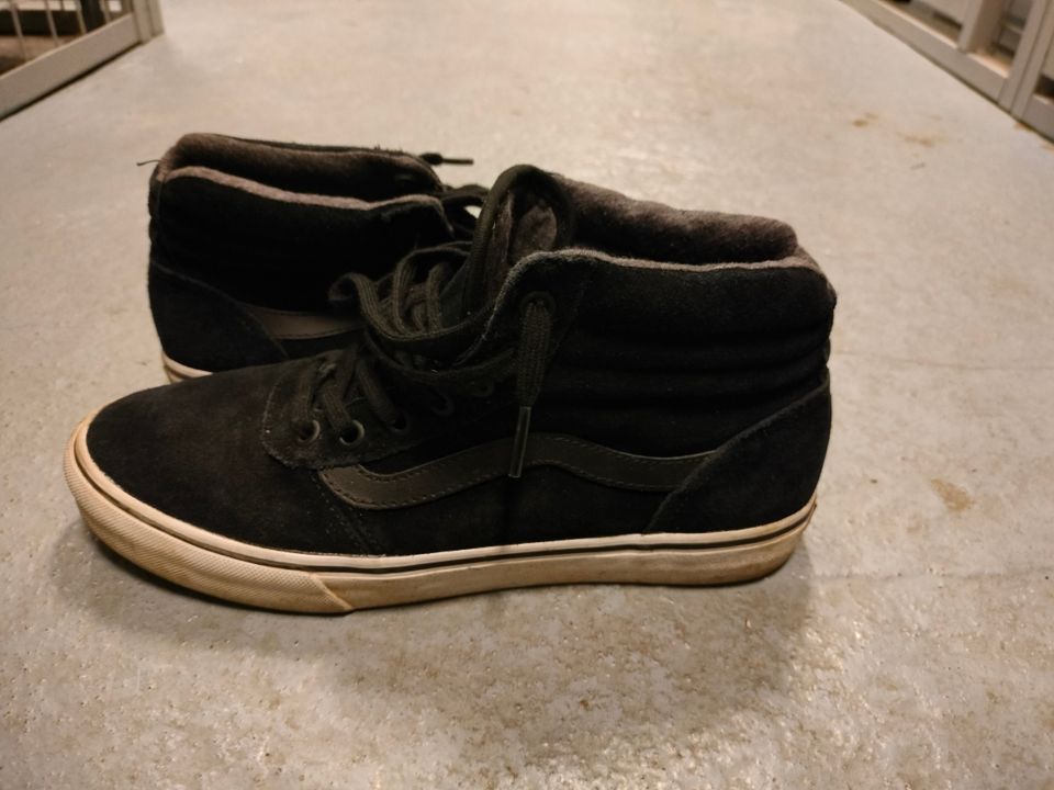 VANS 38