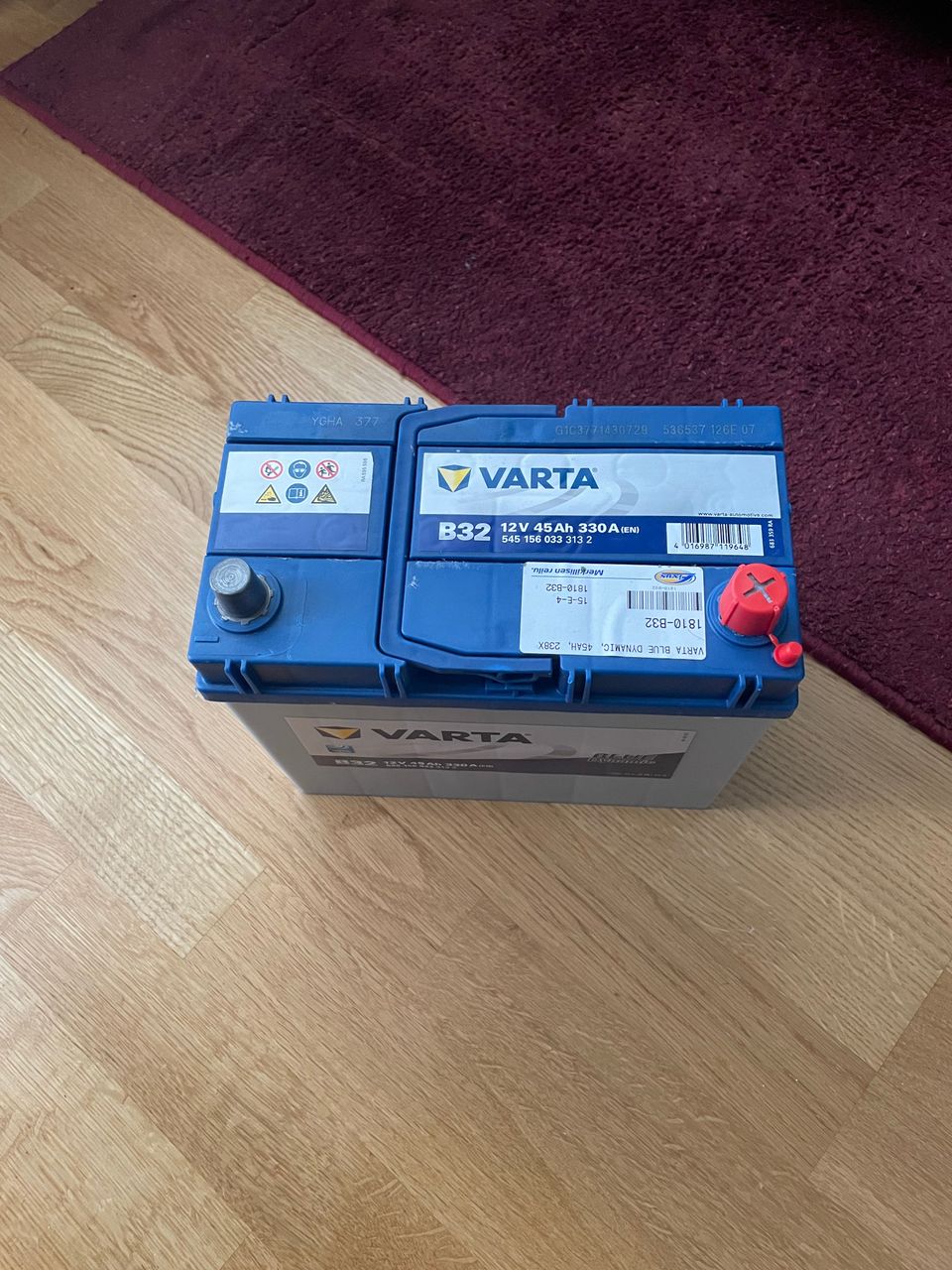 Auto Akku Varta B32  12V 45Ah 330 A