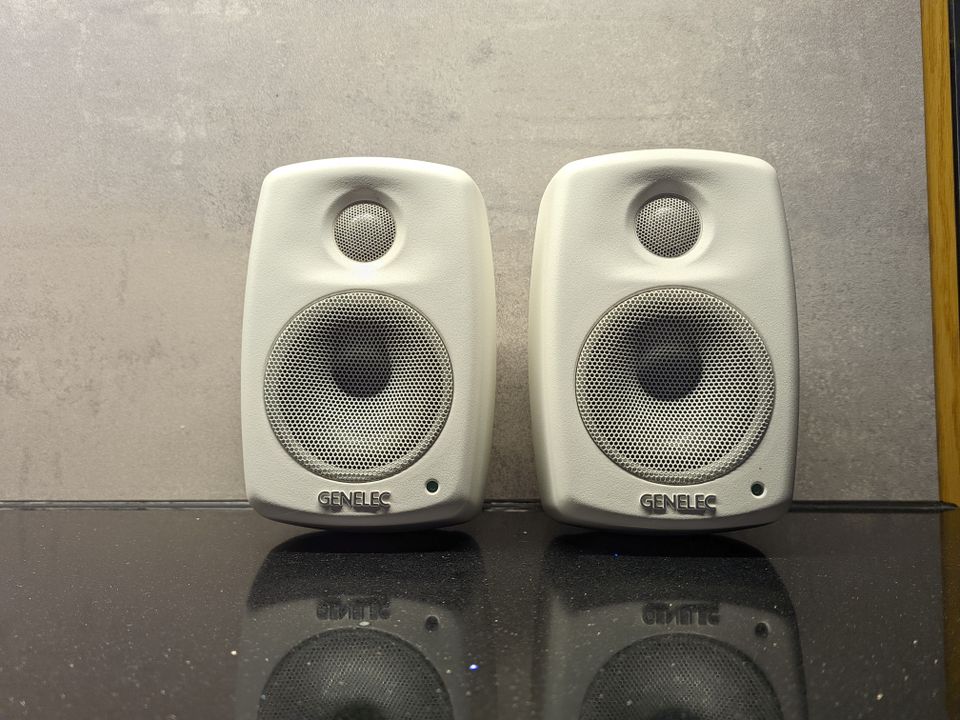 Genelec 6010A-pari