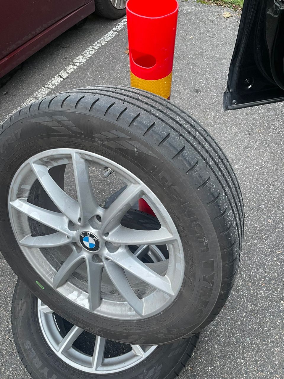 Renkaat/Vanteet Uusi; R17 Bmw,4kpl