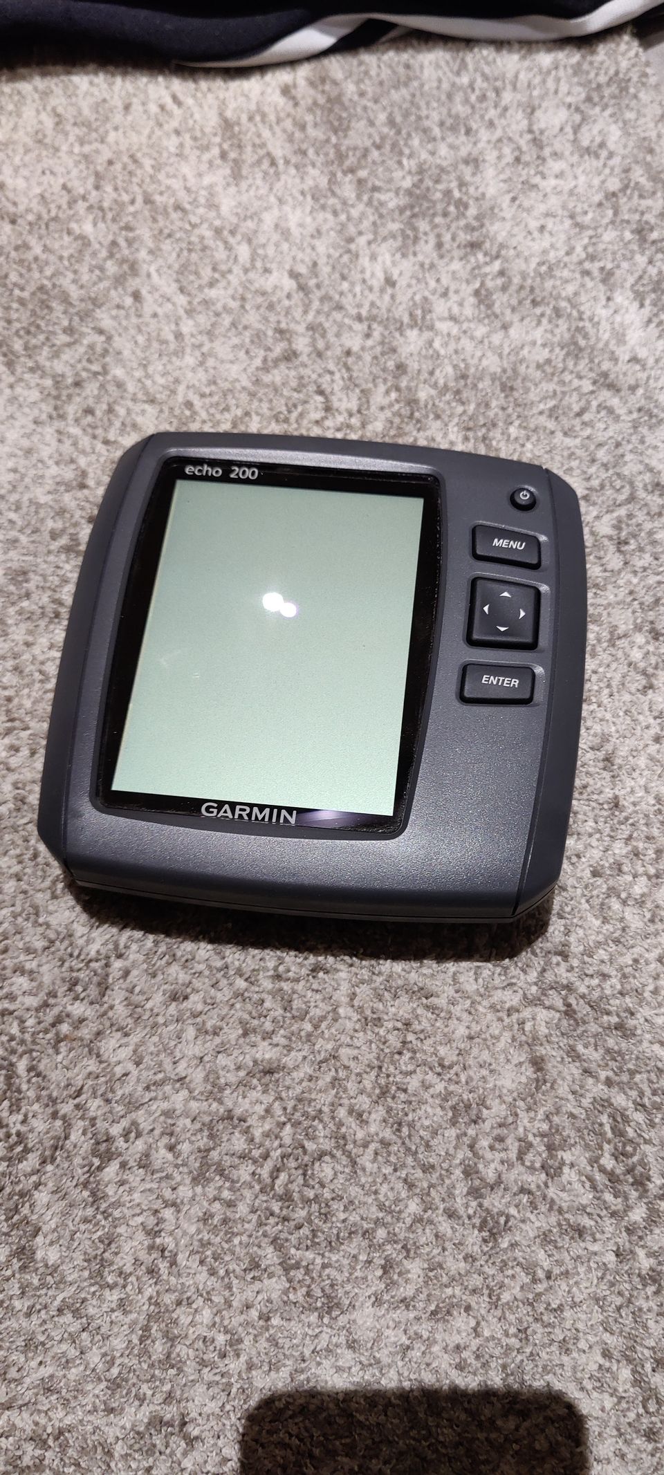 Garmin echo 200 näyttö