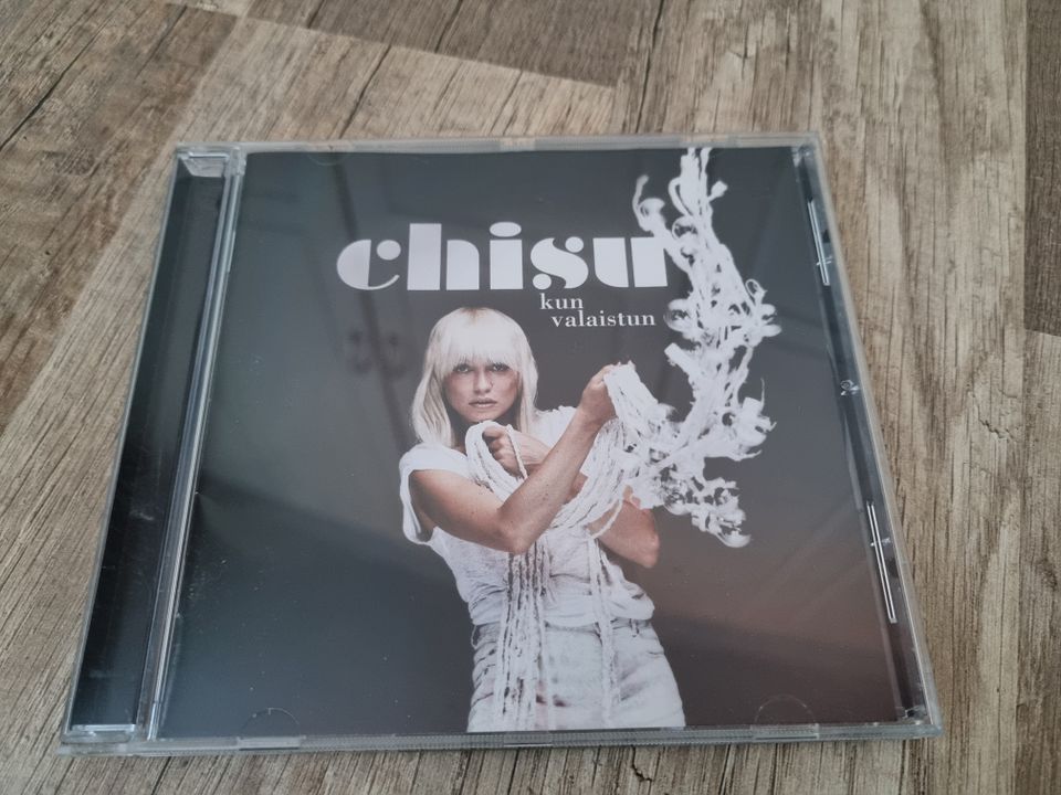 Chisu ; Kun valaistun CD