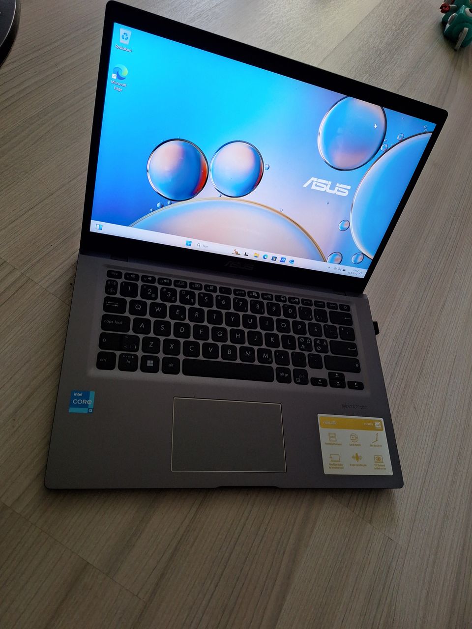 Asus x415 i3-11/8/128 14"