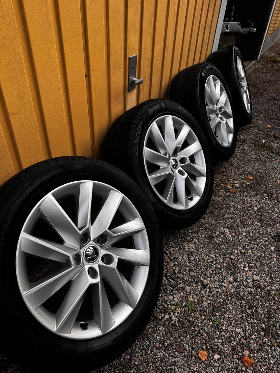 Skoda Superb 17” vanteet