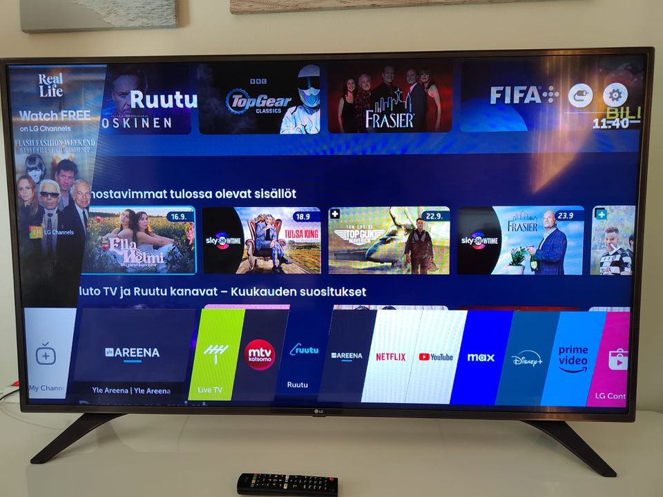 55" LG Smart TV  with webOS- WIFI -Kuljetus