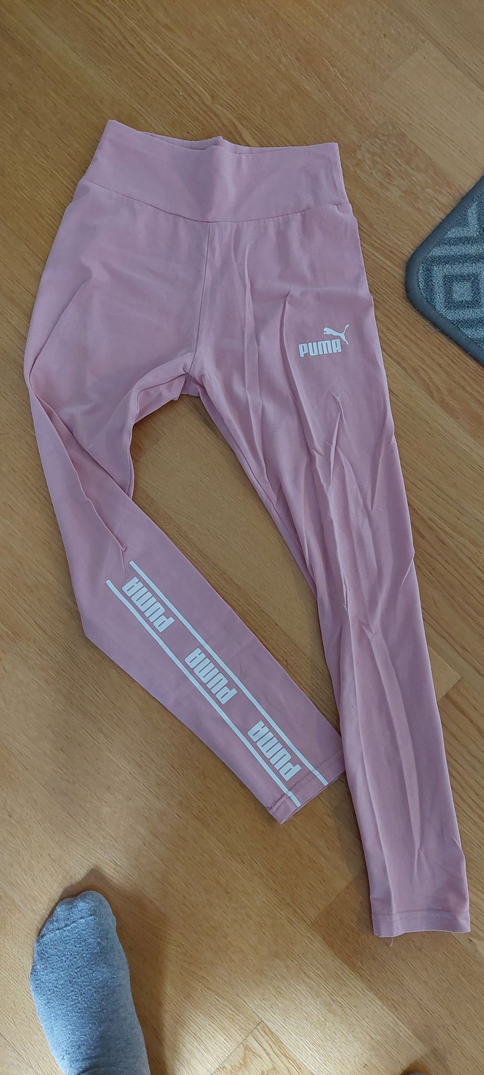 Puma urheilulegginsit