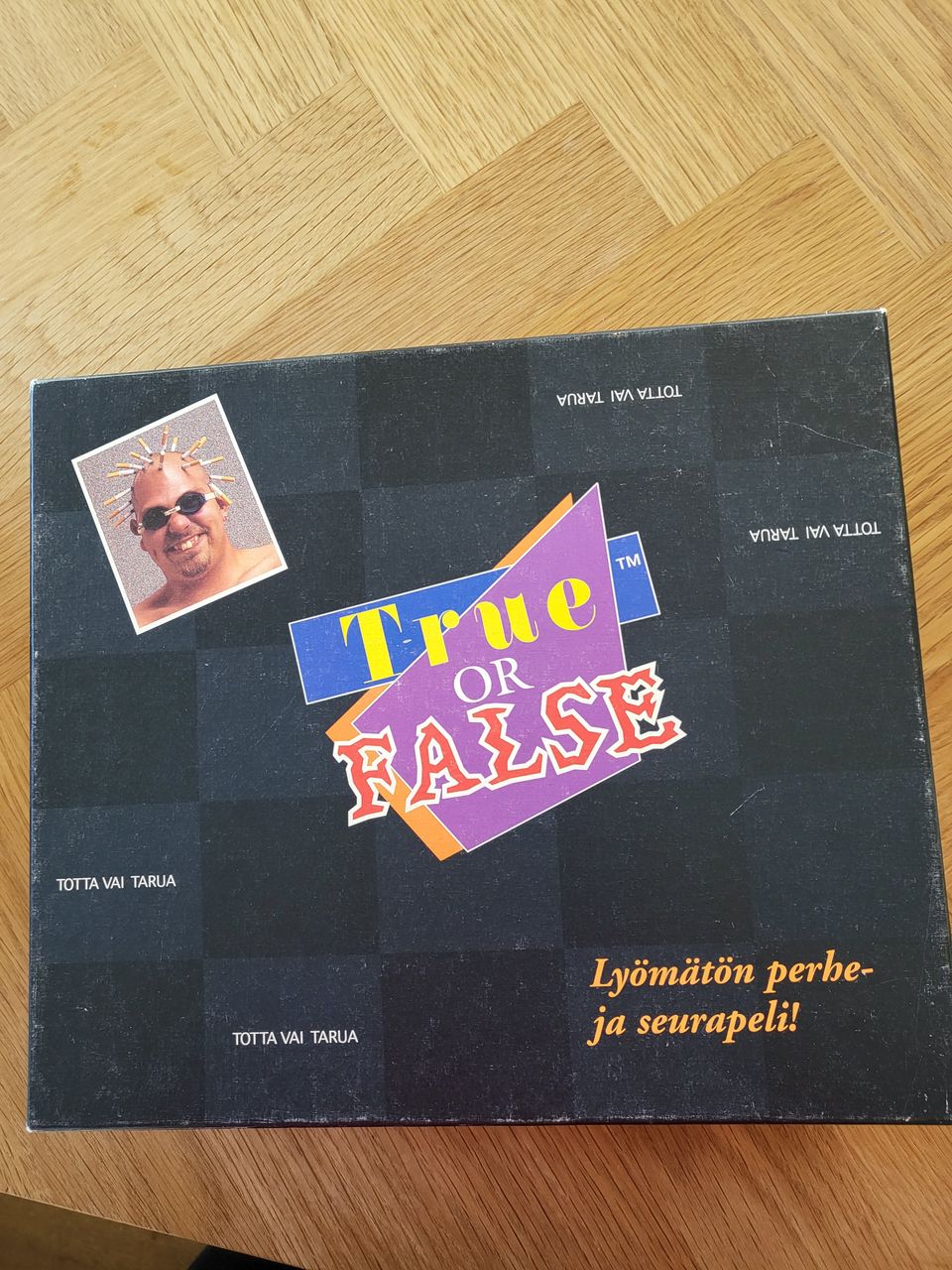 True or false lautapeli