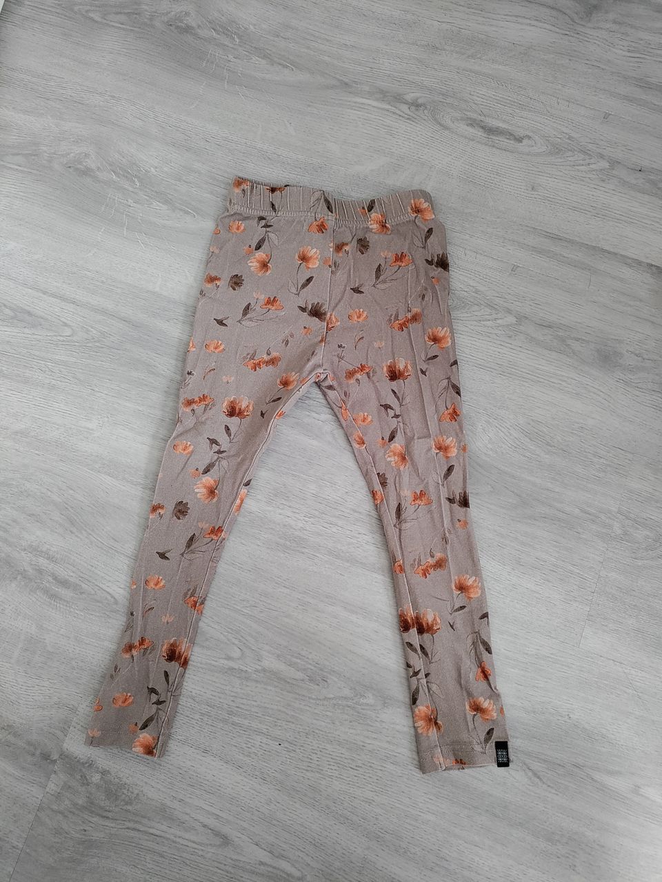 Kaikon legginssit