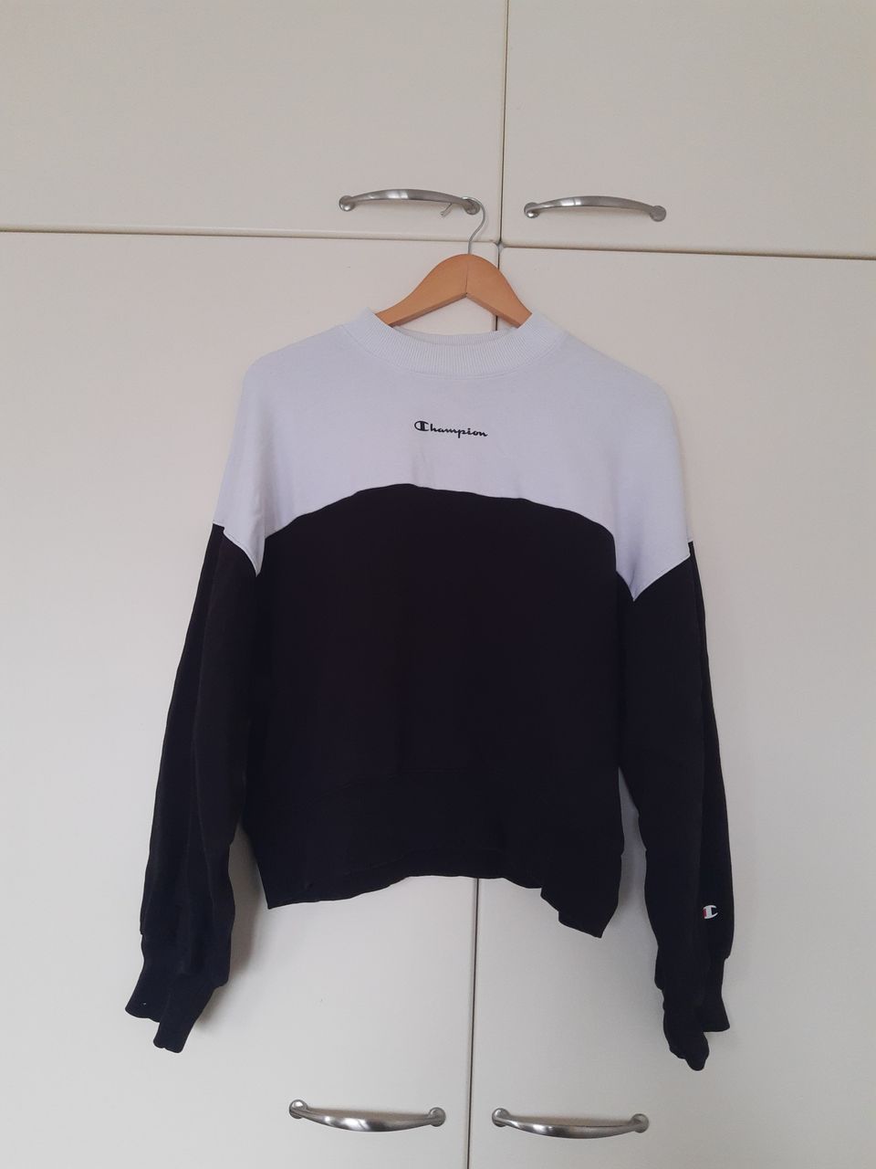 Champion cropped college XL