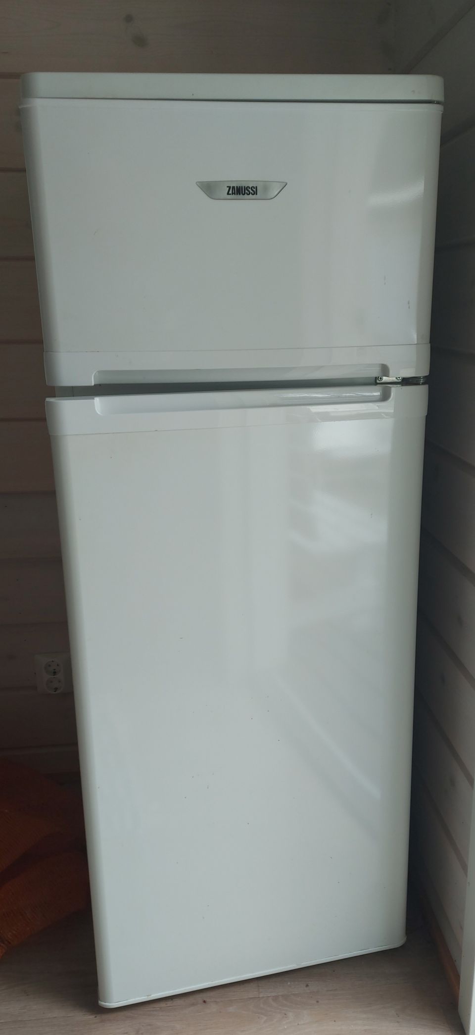 Zanussi jääkaappi / pakastin K1400×L550×S560