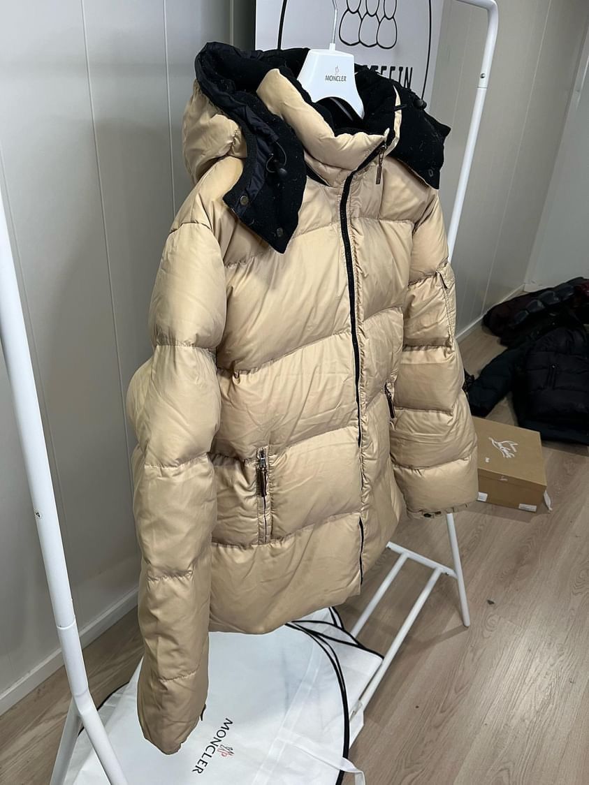 Moncler himalaya