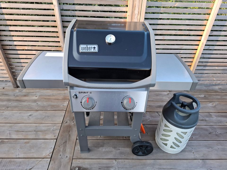 Weber Spirit II E-210