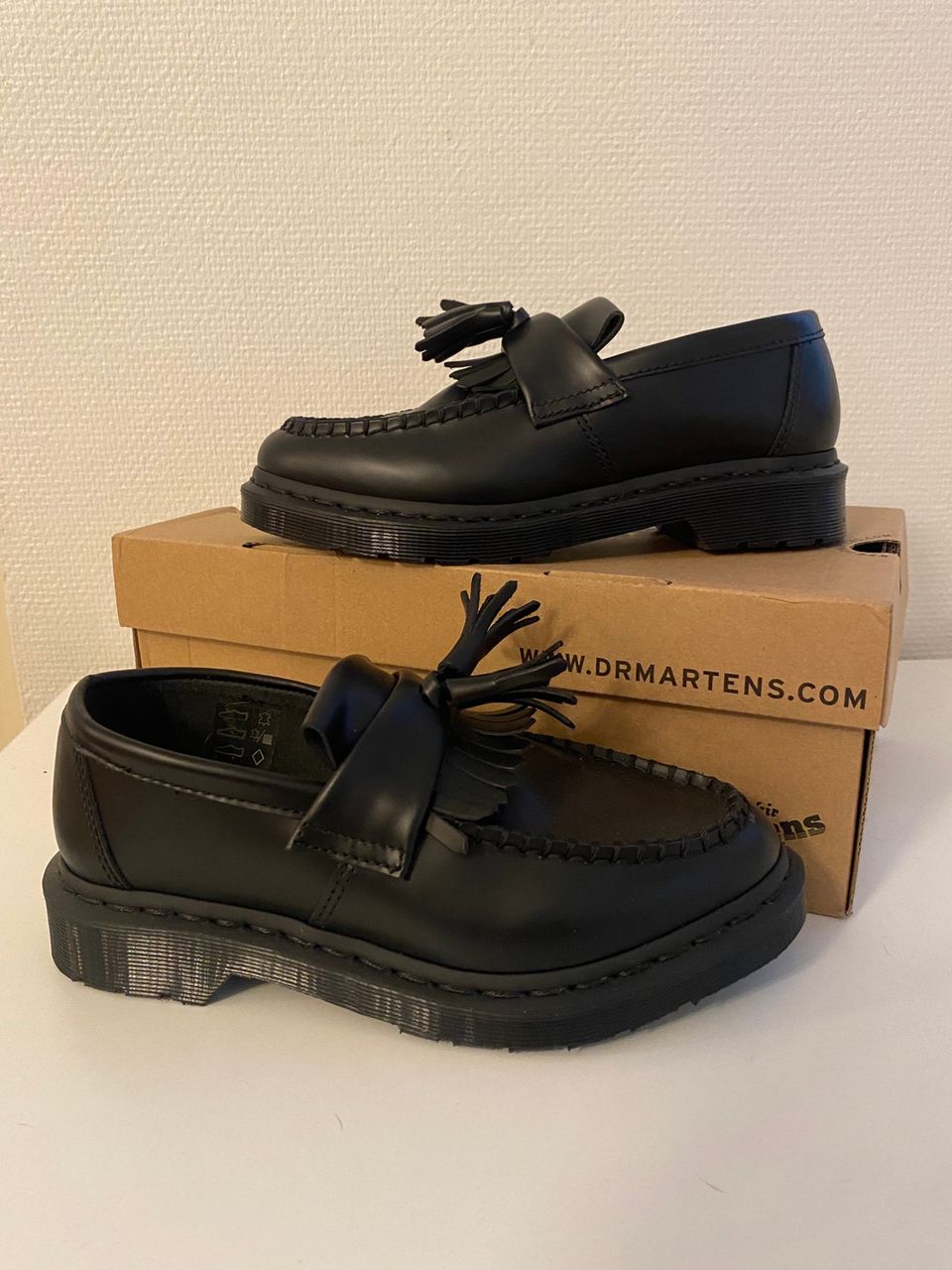 Dr. Martens Adrian Mono Black 38