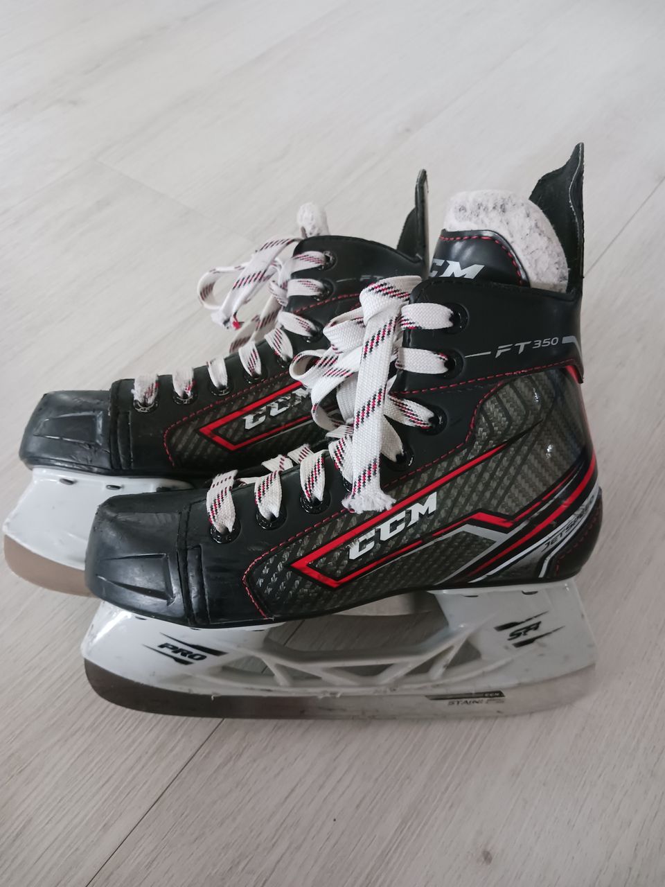 CCM jetspeed luistimet 33 VARATTUNA