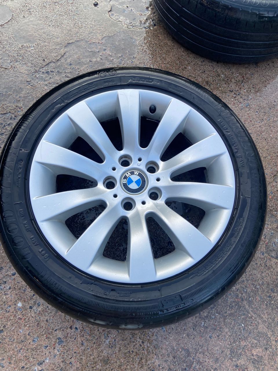 Bmw OG vanteet 17”